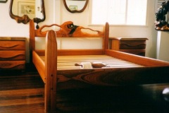 1_Bed-and-Side-Tables